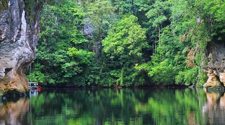 Sohoton Caves and Natural Bridge Park